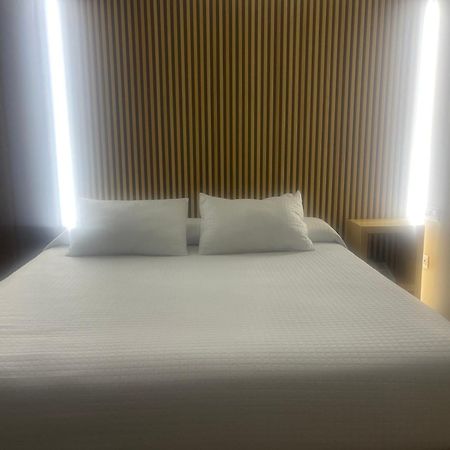 Hotel Orly Xinzo de Limia Extérieur photo
